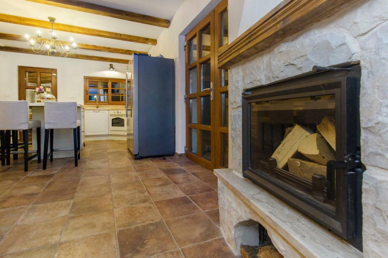 House For Rent Leila Βίλα Σίμπενικ Εξωτερικό φωτογραφία
